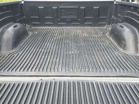 Used 2018 RAM 1500 Express w/ Express Value Package AWD/4WD image 24