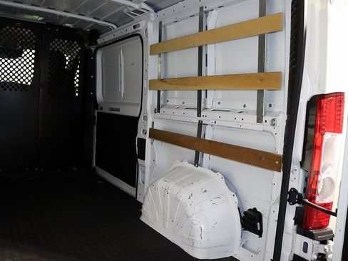 Used 2023 RAM ProMaster 2500 image 24