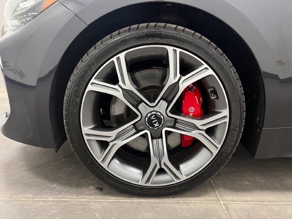 Used 2019 Kia Stinger GT AWD/4WD image 29