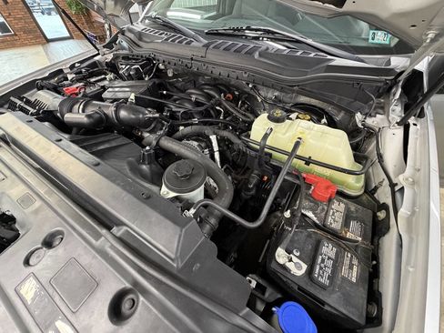 Used 2022 Ford F250 XLT w/ XLT Premium Package image 16