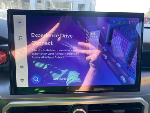 Used 2024 Toyota Tacoma TRD Off-Road image 23