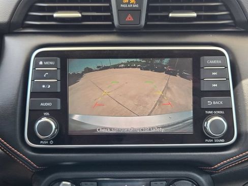 Used 2020 Nissan Versa SR w/ Convenience Package FWD image 17