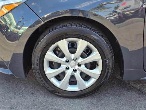 Used 2024 Toyota Corolla LE FWD image 9