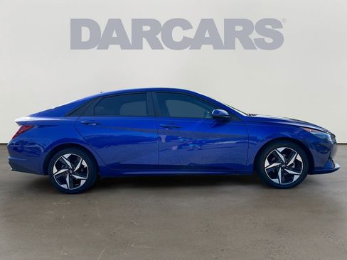 Used 2023 Hyundai Elantra SEL w/ Convenience Package FWD image 8