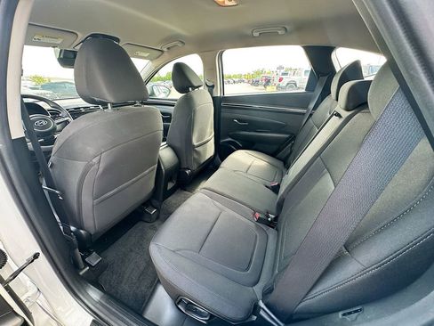 Used 2023 Hyundai Tucson SE w/ Cargo Package AWD/4WD image 4