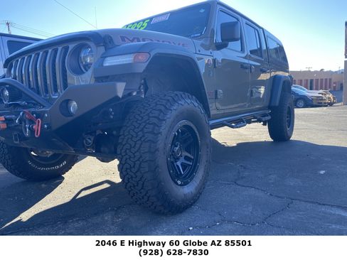 Used 2020 Jeep Gladiator Mojave image 1
