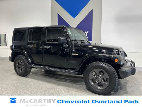 Used 2017 Jeep Wrangler Unlimited Sport AWD/4WD image 3