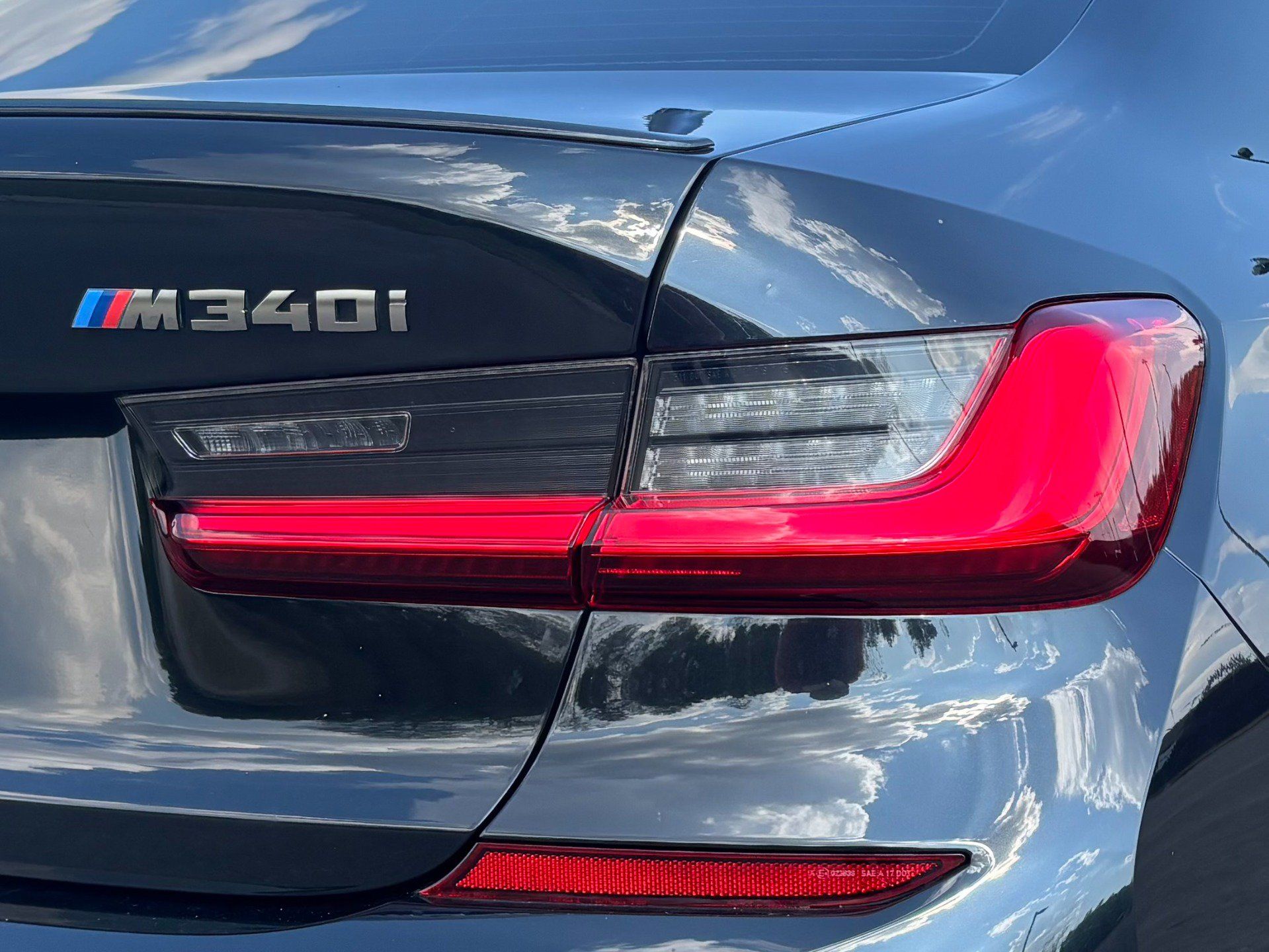 Used 2021 BMW M340i xDrive w/ Driving Assistance Package AWD/4WD image 16