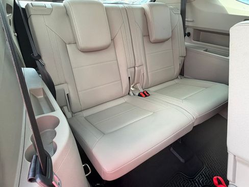 Certified 2023 Volkswagen Atlas SE FWD image 23