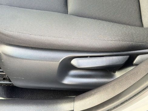 Used 2025 Toyota Corolla LE image 14