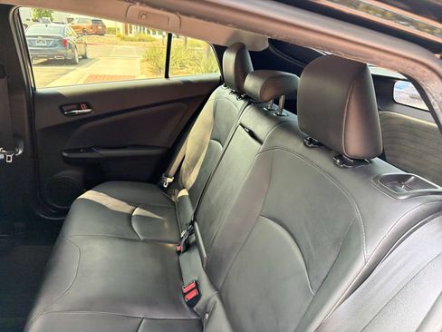 Used 2017 Toyota Prius Four FWD image 34