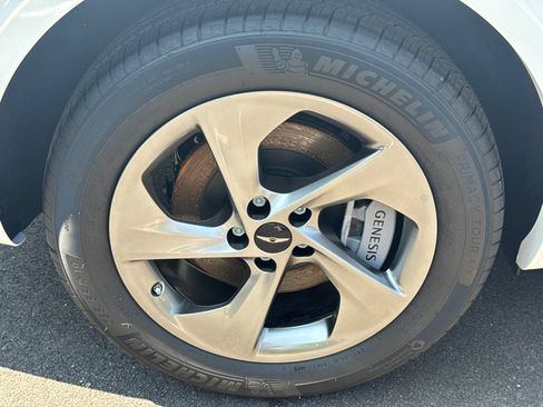 New 2026 Genesis GV70 2.5T AWD/4WD image 19