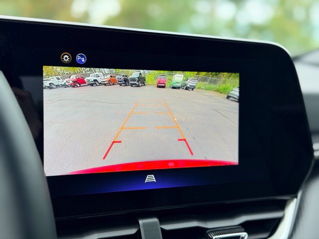 Used 2026 Chevrolet Equinox LT w/ Convenience Package II FWD image 16
