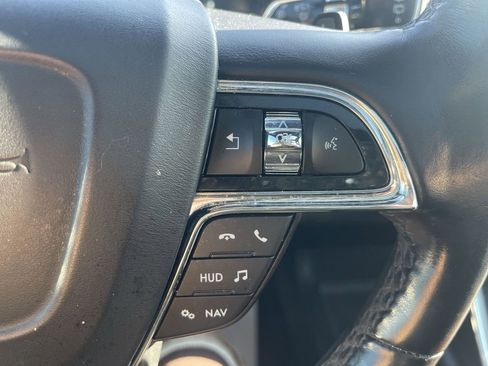 Used 2019 Lincoln Navigator L Reserve image 20