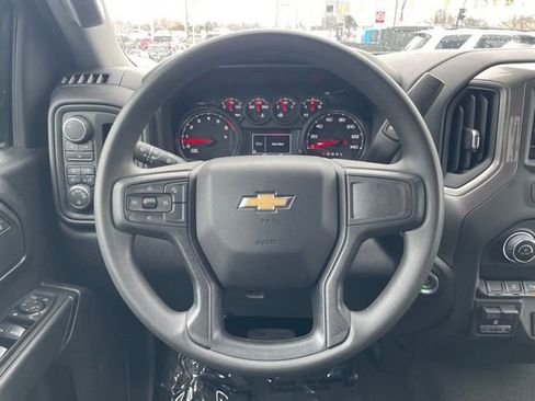 Used 2025 Chevrolet Silverado 2500 Custom w/ Custom Value Package image 12