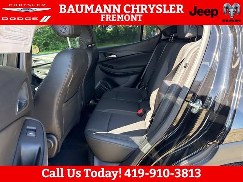 Used 2025 Buick Encore GX Preferred FWD image 19