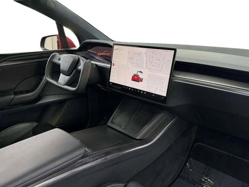 Used 2022 Tesla Model X Plaid image 22