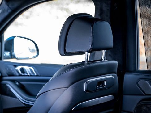 Used 2026 BMW X7 xDrive40i w/ Executive Package image 23