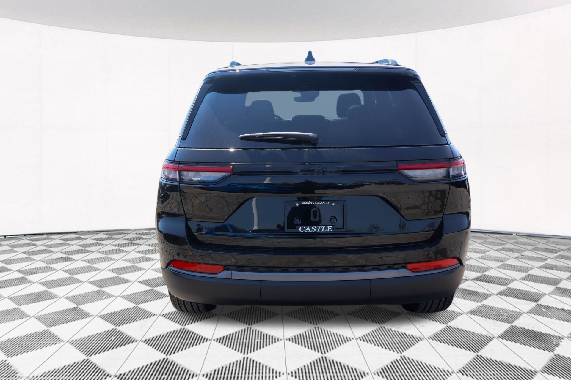 New 2027 Jeep Grand Cherokee Limited AWD/4WD image 14