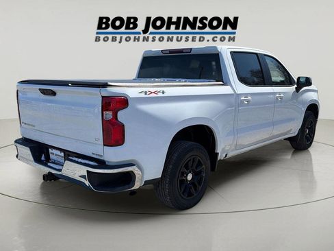 Used 2024 Chevrolet Silverado 1500 LT image 3