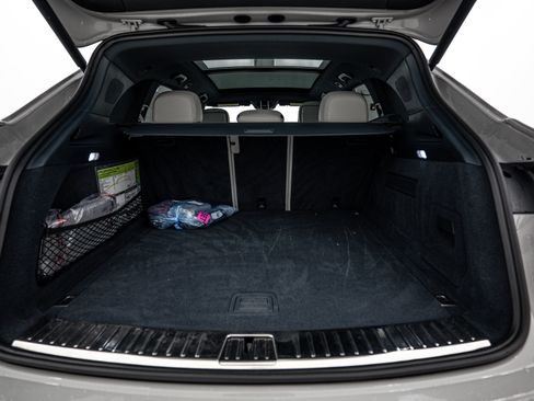 Certified 2023 Porsche Cayenne Platinum Edition AWD/4WD image 29