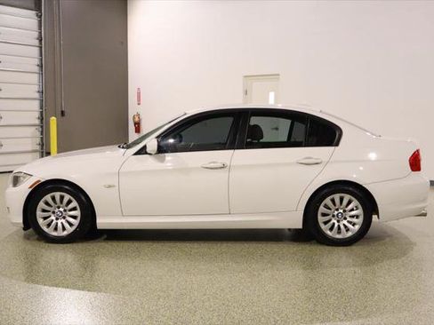 Used 2009 BMW 328i Sedan RWD image 5