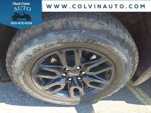 Used 2024 GMC Sierra 1500 Elevation AWD/4WD image 3