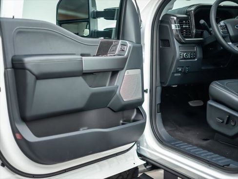 New 2026 Ford F250 Lariat w/ Black Appearance Package AWD/4WD image 19