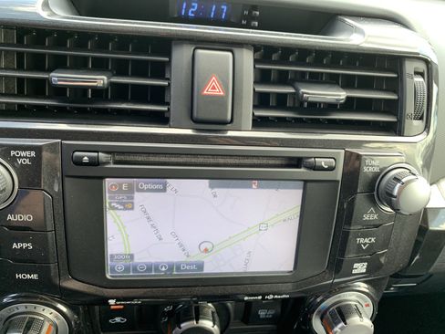 Used 2019 Toyota 4Runner TRD Off-Road Premium AWD/4WD image 29