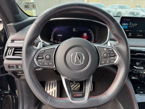 Used 2023 Acura MDX A-Spec image 11