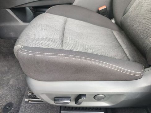 Used 2024 Nissan Rogue SV FWD image 18