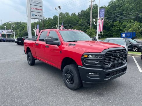 New 2026 RAM 2500 Tradesman w/ Bed Convenience Group AWD/4WD image 2