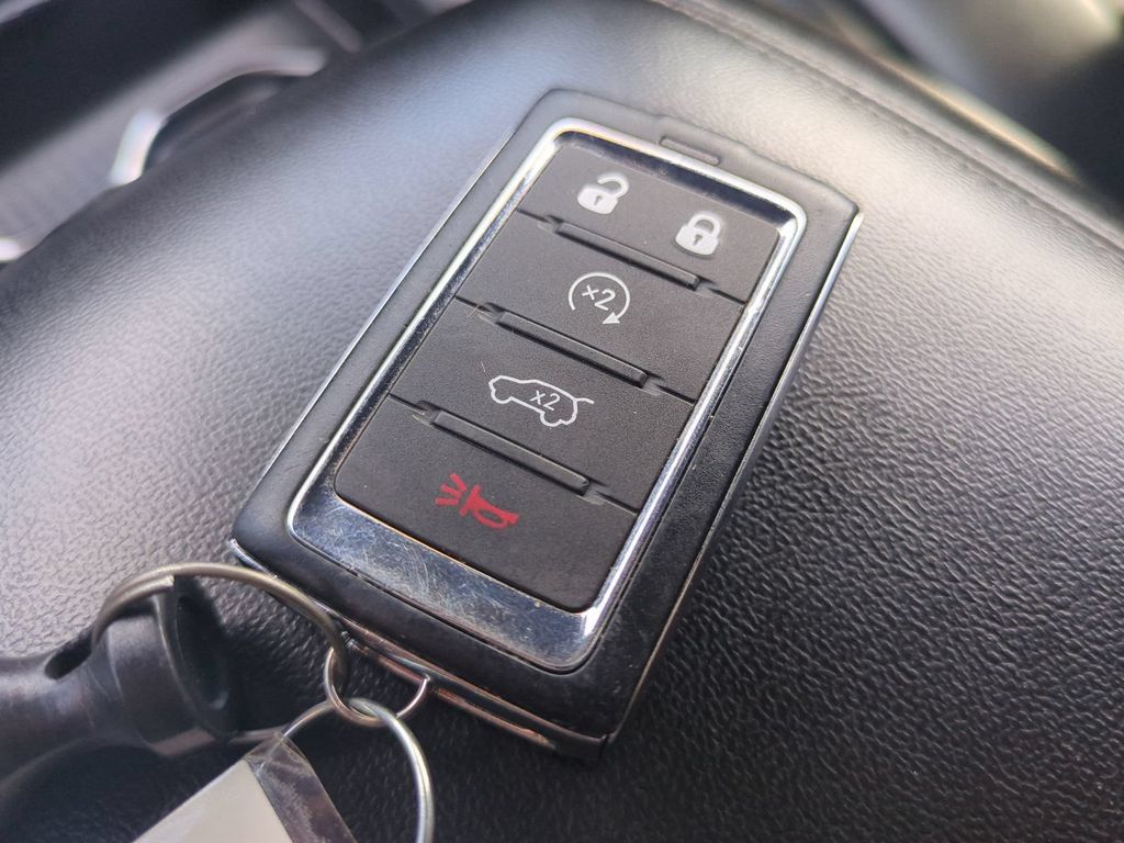 Used 2024 Jeep Grand Cherokee Limited 4xe AWD/4WD image 40