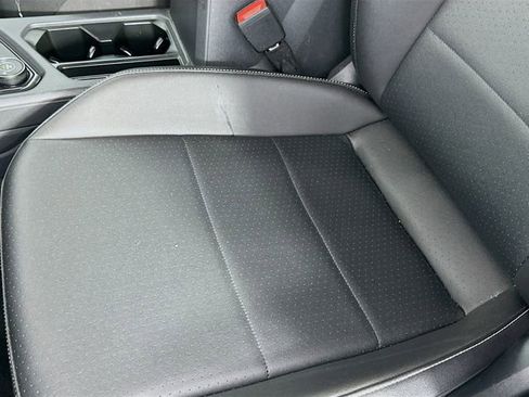 Used 2021 Volkswagen Tiguan S image 18