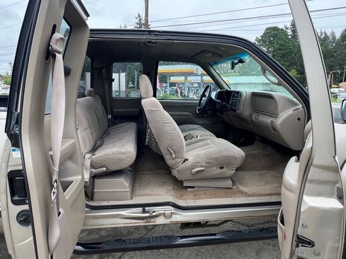 Used 1998 Chevrolet Silverado 1500 4x4 Extended Cab w/ Preferred Equipment Group 2 image 29
