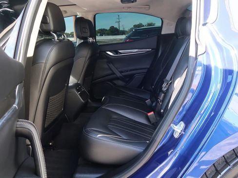 Used 2017 Maserati Ghibli image 20