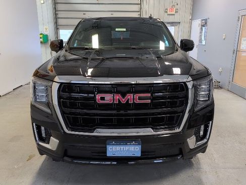 Used 2024 GMC Yukon XL SLE image 10