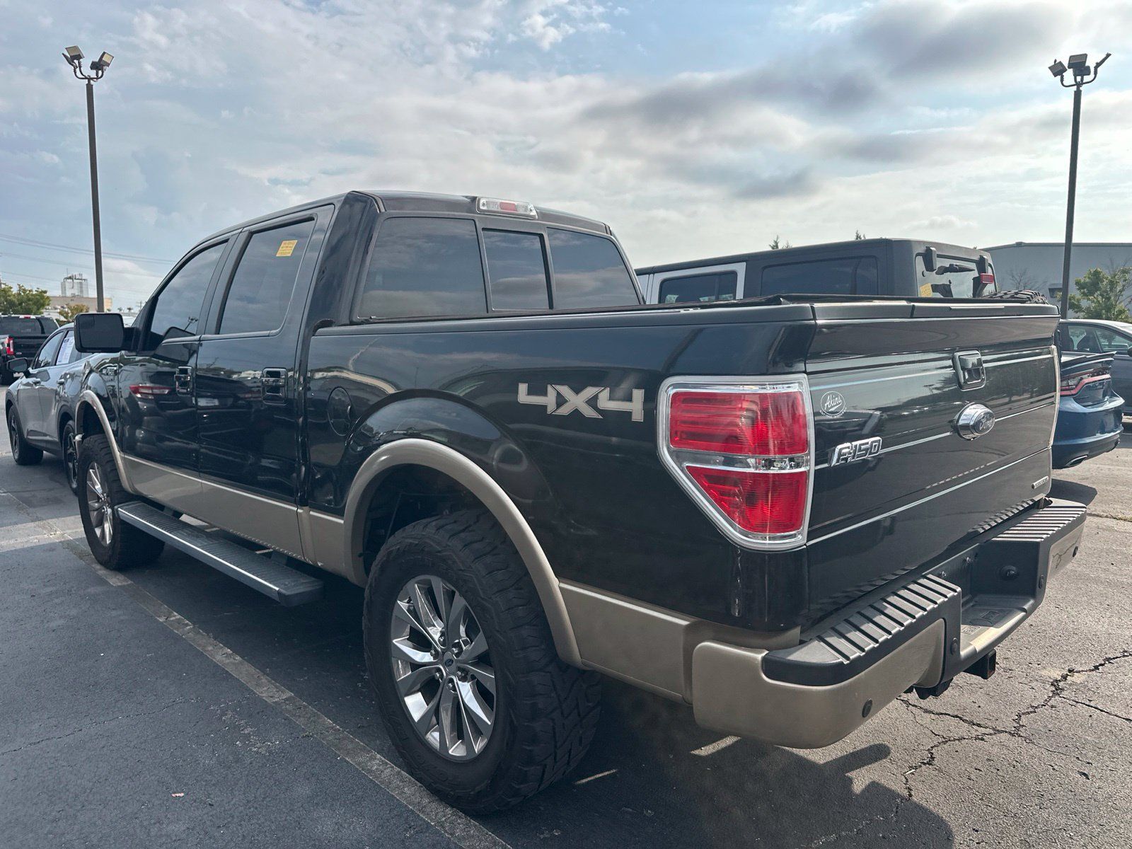 Used 2014 Ford F150 Lariat w/ Equipment Group 501A Mid AWD/4WD image 4