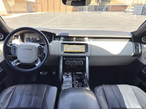 Used 2017 Land Rover Range Rover Supercharged AWD/4WD image 17