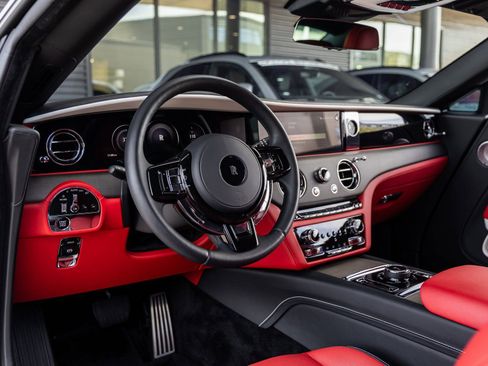 Certified 2024 Rolls-Royce Spectre Base w/ Spectre Launch Package image 29