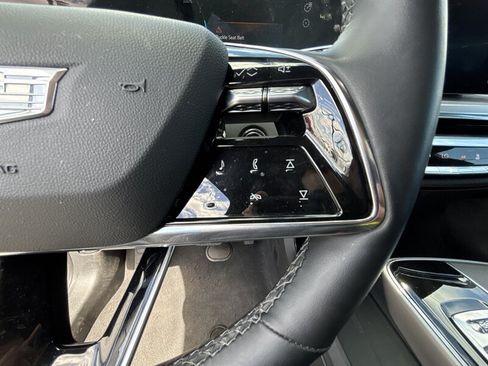 Used 2024 Cadillac Lyriq Luxury RWD image 22
