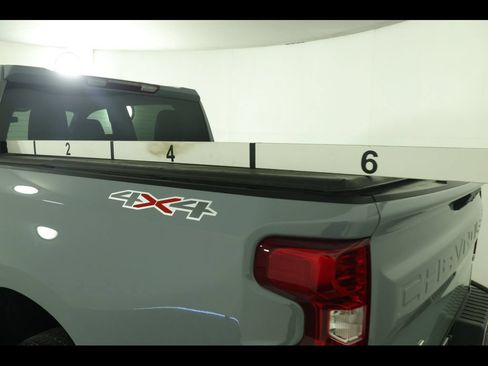 Used 2024 Chevrolet Silverado 1500 LT AWD/4WD image 13
