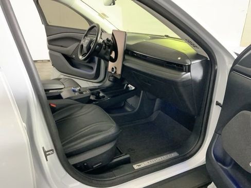 Used 2023 Ford Mustang Mach-E Premium AWD/4WD image 27