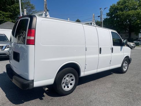 Used 2012 Chevrolet Express 1500 RWD image 6