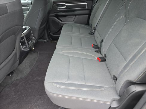 Used 2022 RAM 1500 Big Horn AWD/4WD image 15