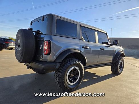 Used 2023 Ford Bronco Badlands image 6