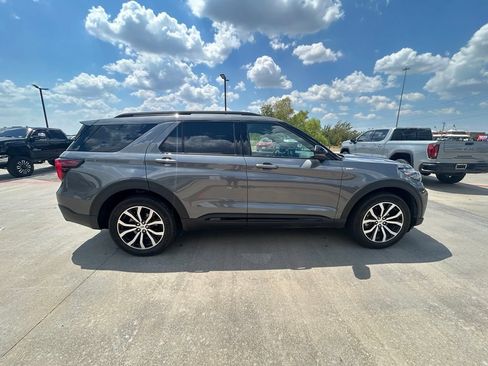 Used 2026 Ford Explorer ST-Line AWD/4WD image 4