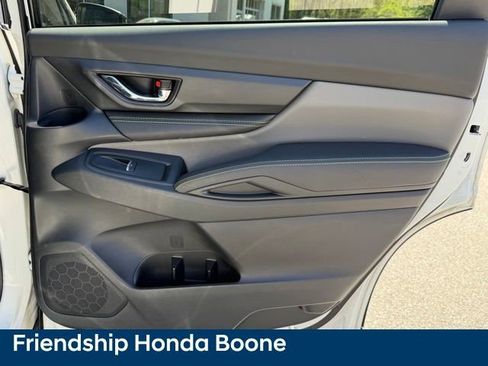 Used 2024 Subaru Ascent Onyx Edition image 44