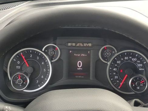 Used 2025 RAM 2500 Big Horn image 26