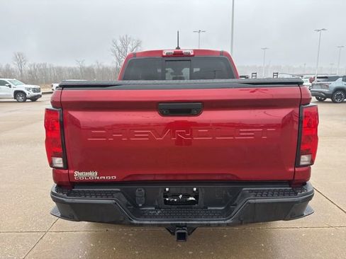 Used 2023 Chevrolet Colorado Trail Boss w/ Technology Package image 4